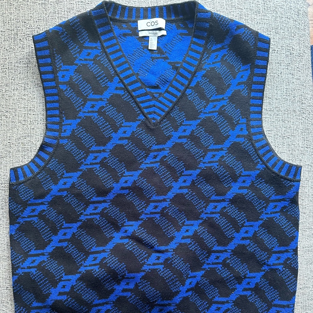 COS | Black and blue vest